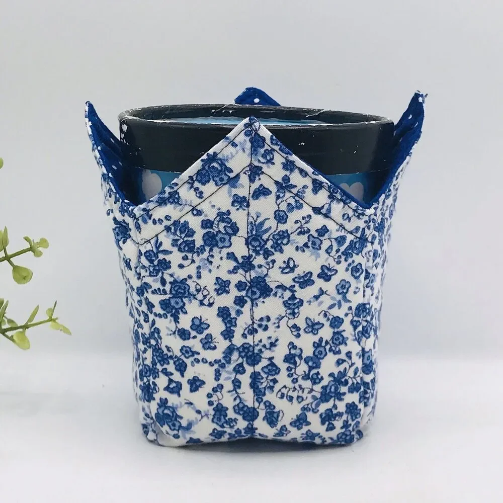 3 Piece Set Microwave Cozies, Reversible Colonial Blue Floral, Plate, Bowl, Pint